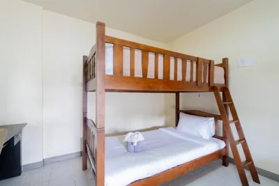 Posto letto in dormitorio misto da 4 letti — Square One Hotel Patong